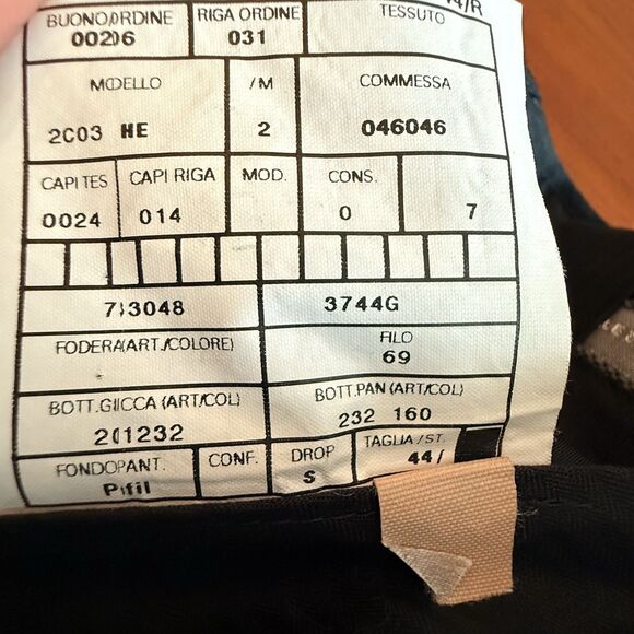 Armani Collezioni 44R  Black Pinstripe‎ Designer Suit Jacket Pants 90's Vintage - Picture 13 of 15